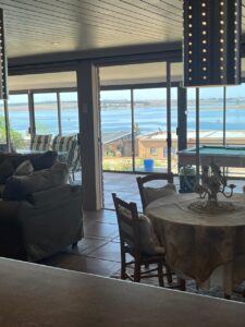 121 SUNRISE LIVING AREA 1