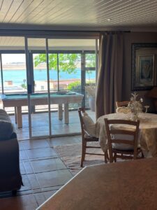 121 SUNRISE LIVING AREA 2